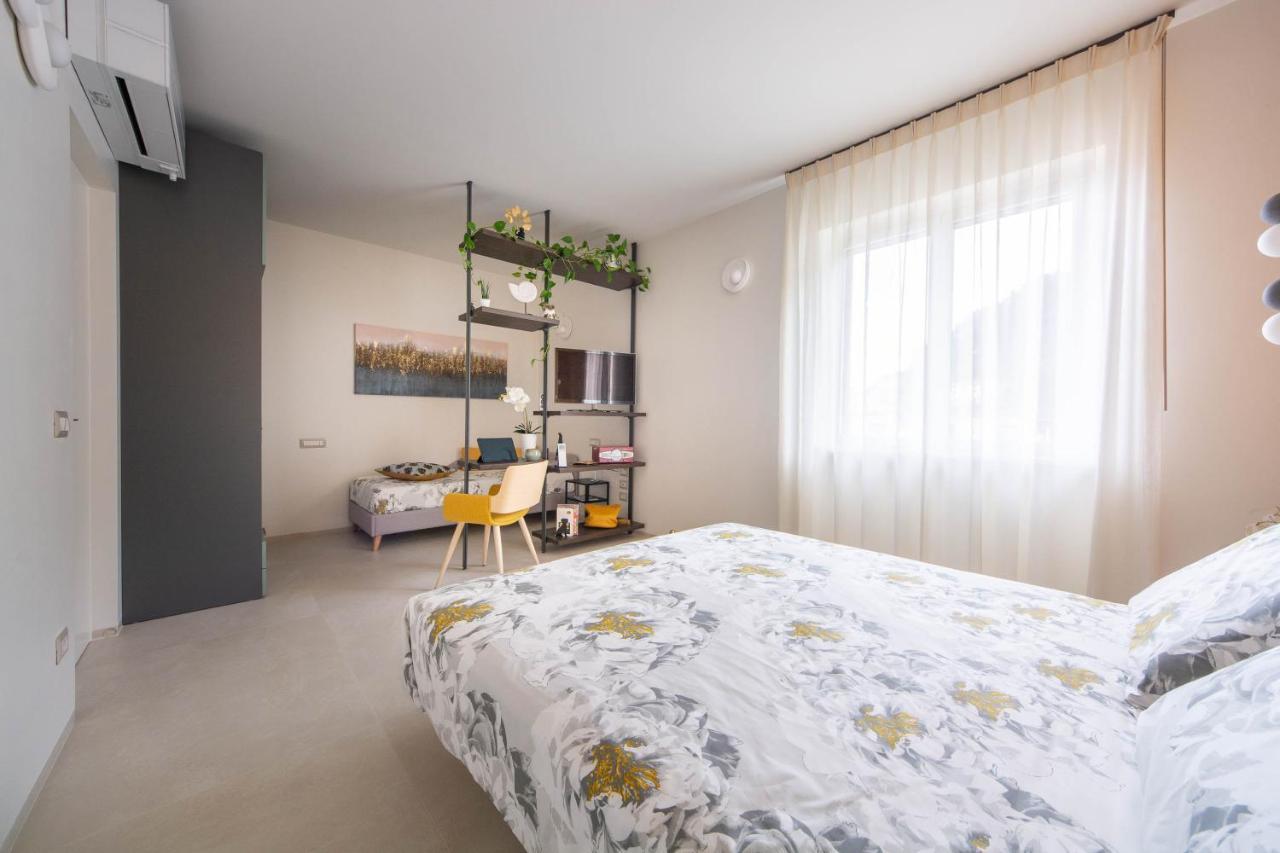 Casa Aura - Amalfi Coast Apartment ไมยอรี ภายนอก รูปภาพ