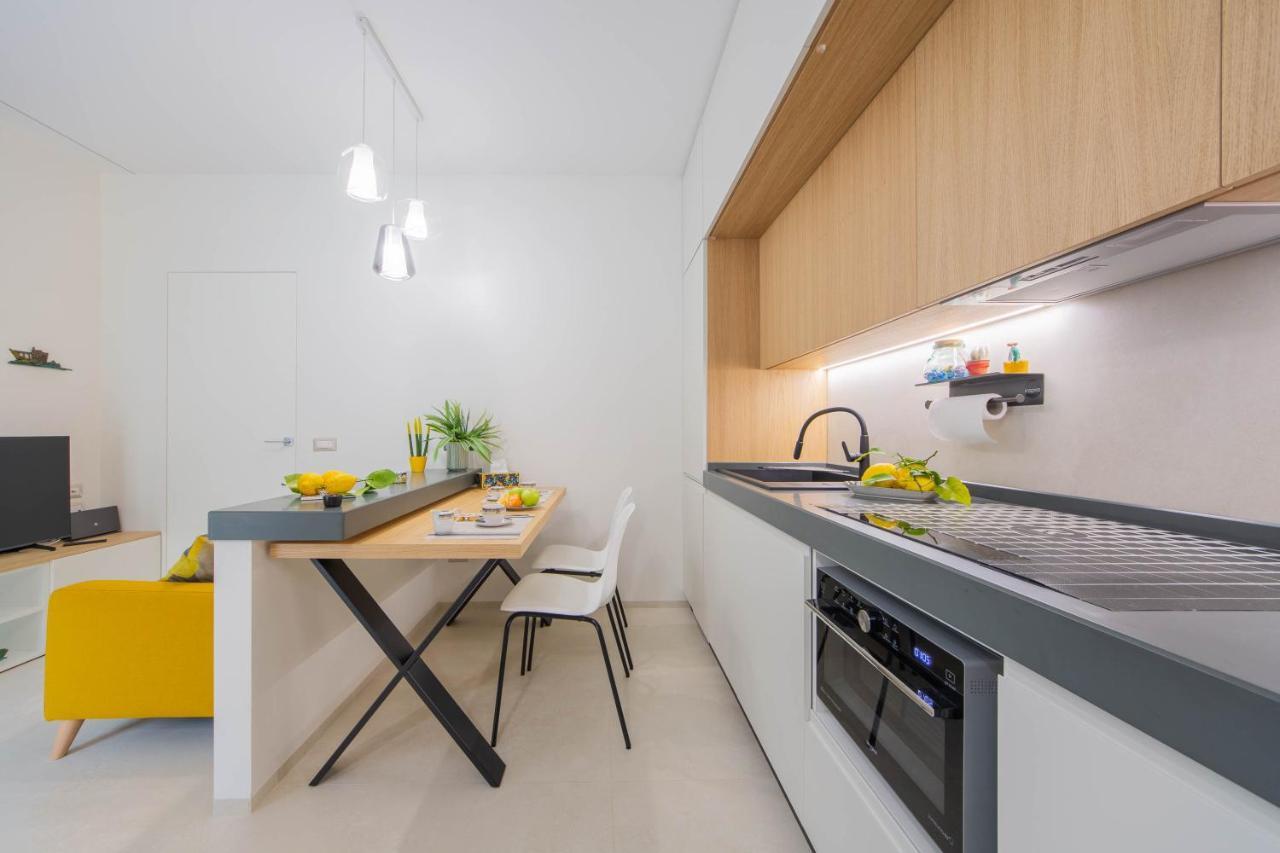 Casa Aura - Amalfi Coast Apartment ไมยอรี ภายนอก รูปภาพ